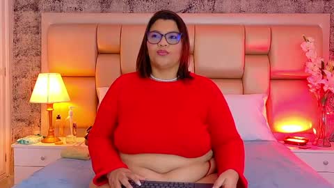 Selenna Cooper online show from 16, 5, 2026