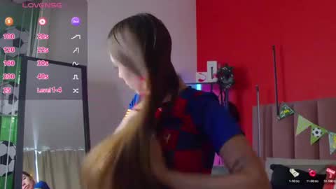Nicole online show from 17, 6, 2026