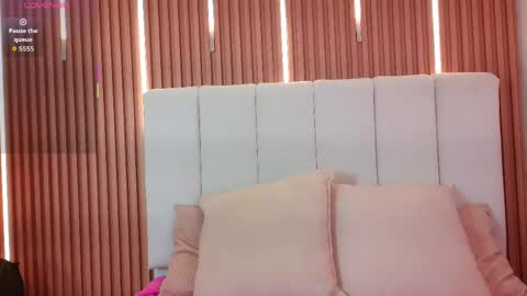 Sensual Kim77 online show from 9, 5, 2026