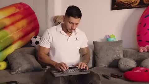 HEY IM SETH online show from 30, 6, 2026