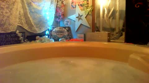 Leeah CloudZzz online show from 6, 7, 2026