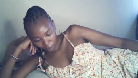 sexxy_curvy23 online show from 5, 6, 2026