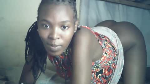 sexxy_curvy23 online show from 12, 6, 2026