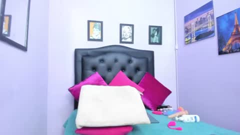 sexy_candy18x online show from 15, 6, 2026