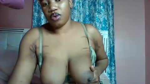 Snapshot of sexy_dot chatting on 20, 1, 2025 dotie online show from 20, 1, 2025