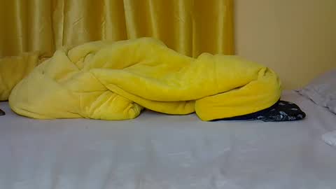 sexy_esther92 online show from 18, 5, 2026