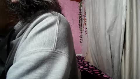 sexy lolas online show from 15, 6, 2026