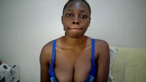 sexy_muna2 online show from 18, 6, 2026