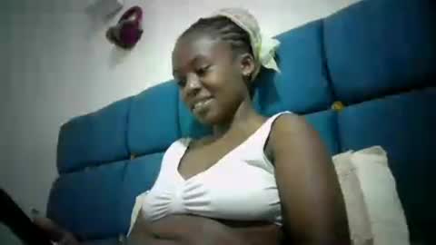 sexy_skyllah online show from 28, 6, 2026