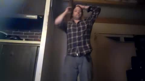 sexyasshandyman1 online show from 4, 6, 2026