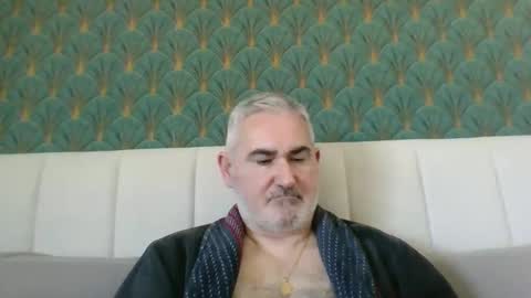 sexyitalian_daddy online show from 3, 4, 2026