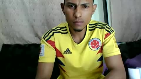 Snapshot of sexyleon69 chatting on 5, 7, 2026 Sexy leon online show from 5, 7, 2026