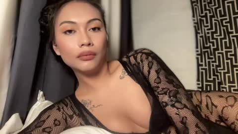 maxine online show from 17, 5, 2026