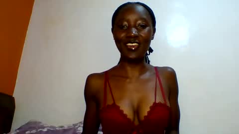 sexylucia5 online show from 1, 6, 2026