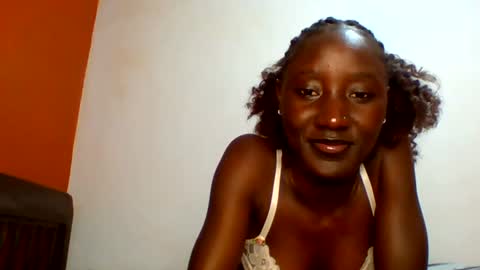 sexylucia5 online show from 16, 6, 2026