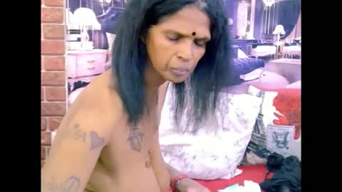 sexyva4u2luv online show from 4, 6, 2026