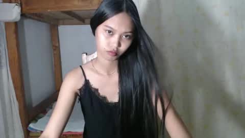 Snapshot of sexyy_monica chatting on 2, 4, 2026 MONICA online show from 2, 4, 2026