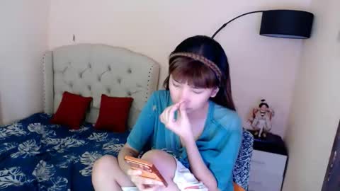 SHANTA FOX  s online show from 11, 6, 2026