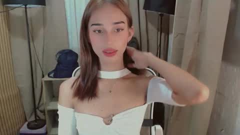 shantallfuckdoll online show from 21, 5, 2026