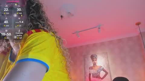 Snapshot of shantalll__ chatting on 17, 6, 2026 Shantal online show from 17, 6, 2026
