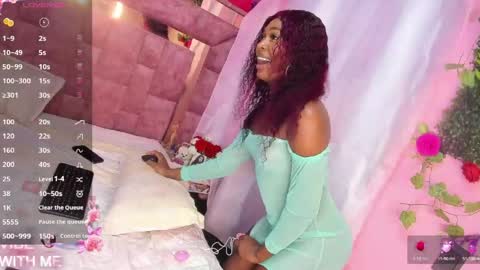 Snapshot of shenielxxx chatting on 8, 6, 2026 shenielxxx online show from 8, 6, 2026