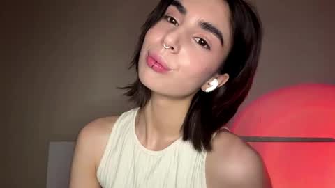 Snapshot of sheryllmafua chatting on 15, 5, 2026 Amy online show from 15, 5, 2026