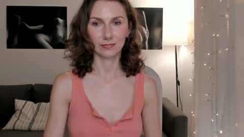shesleepsnaked online show from 21, 6, 2026