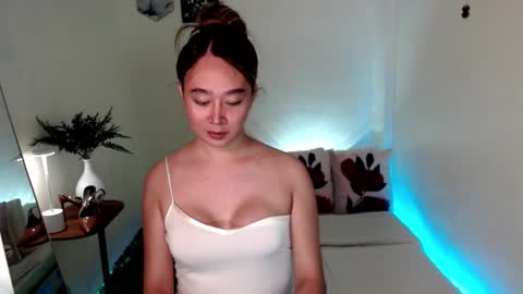 WET AND WILD YHANNA online show from 29, 11, 2025