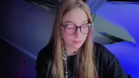 Snapshot of showmeyourfetish chatting on 27, 5, 2026 ShowmeYourfetish online show from 27, 5, 2026