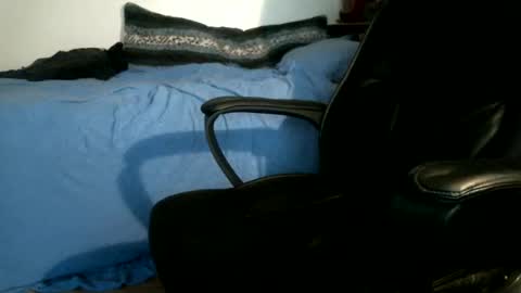 Snapshot of shyboyhugecum2020 chatting on 8, 6, 2026 shyboyhugecum2020 online show from 8, 6, 2026