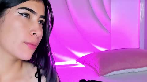 Siara and Zoe tattoo online show from 15, 5, 2026