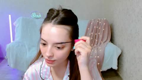 Sienna Mia online show from 31, 5, 2026