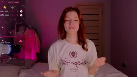 silly___woman online show from 21, 6, 2026