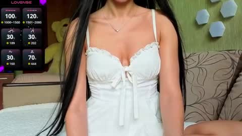 miss Anna online show from 8, 6, 2026