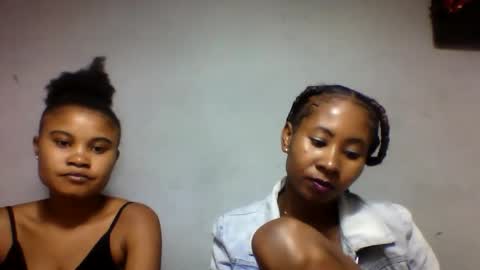 simirna98 online show from 4, 6, 2026