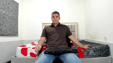 SIMON KELER online show from 5, 6, 2026