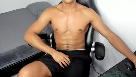 Snapshot of simple_guyy chatting on 20, 4, 2026 Andrey online show from 20, 4, 2026