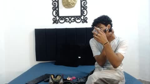   online show from 27, 4, 2026