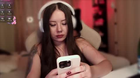Ari online show from 25, 2, 2025