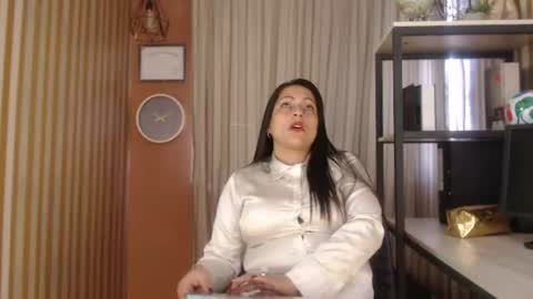 skarlettbarnes online show from 20, 6, 2026