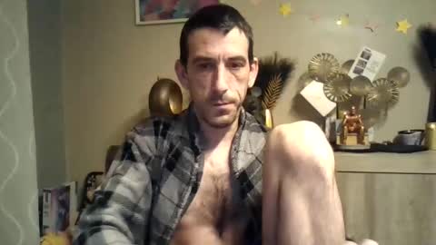 SkinnyBigCock2 online show from 18, 12, 2024
