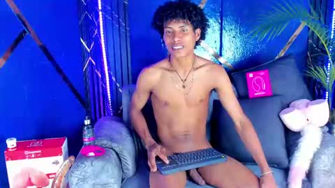 sky_walkerss online show from 17, 6, 2026