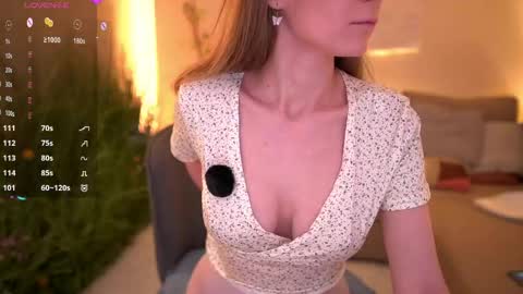 Elise  165cm 50kg online show from 31, 5, 2026