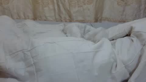 Snapshot of slim_kiteey chatting on 6, 10, 2025 slim_kiteey online show from 6, 10, 2025