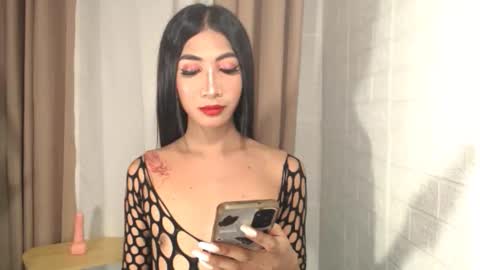 slimprettyjoira online show from 25, 5, 2026