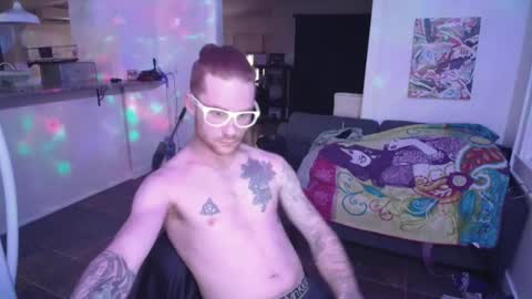Snapshot of slomoblendz chatting on 9, 3, 2025 slomoblendz online show from 9, 3, 2025