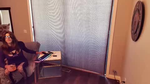 Snapshot of sluttykelsey chatting on 19, 5, 2026 Your fav slut online show from 19, 5, 2026
