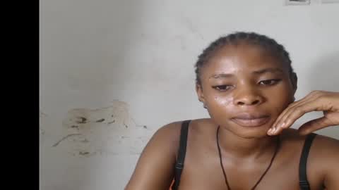 smallsluty online show from 18, 6, 2026