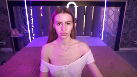 snow_whiteeex online show from 18, 5, 2026