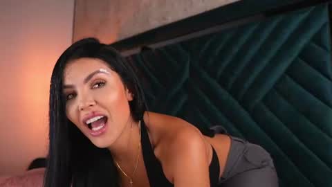 Snapshot of sofi_moreno chatting on 19, 6, 2026 Sofi online show from 19, 6, 2026